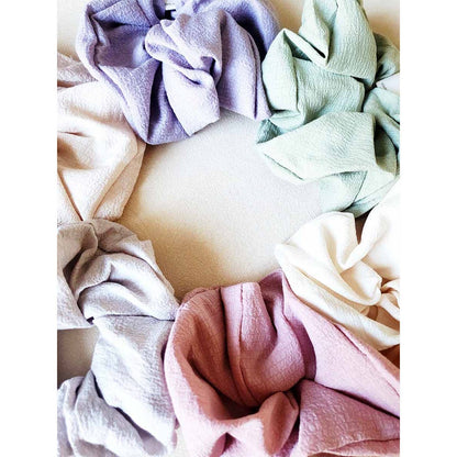 Mix Colors of Textured Hair Scrunchie